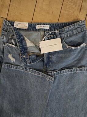 NWT Flying Monkey Vintage Wash Distressed Jeans - Light Blue